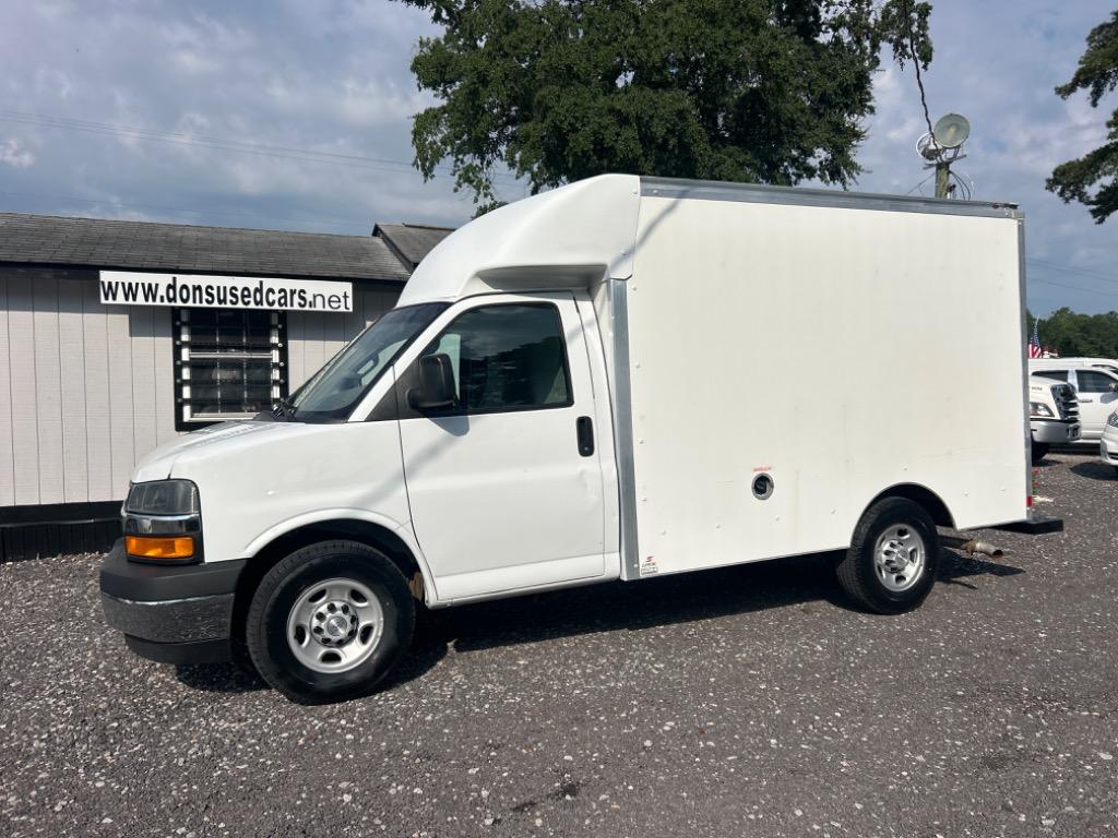 2019 Chevrolet Express Cutaway Base