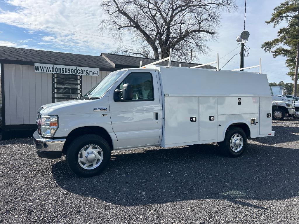 2016 Ford E-Series Cutaway Base