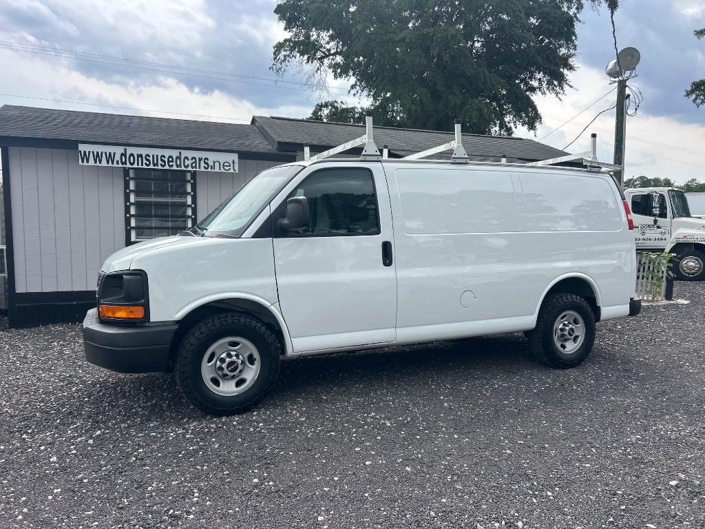 2016 GMC Savana 2500's photo